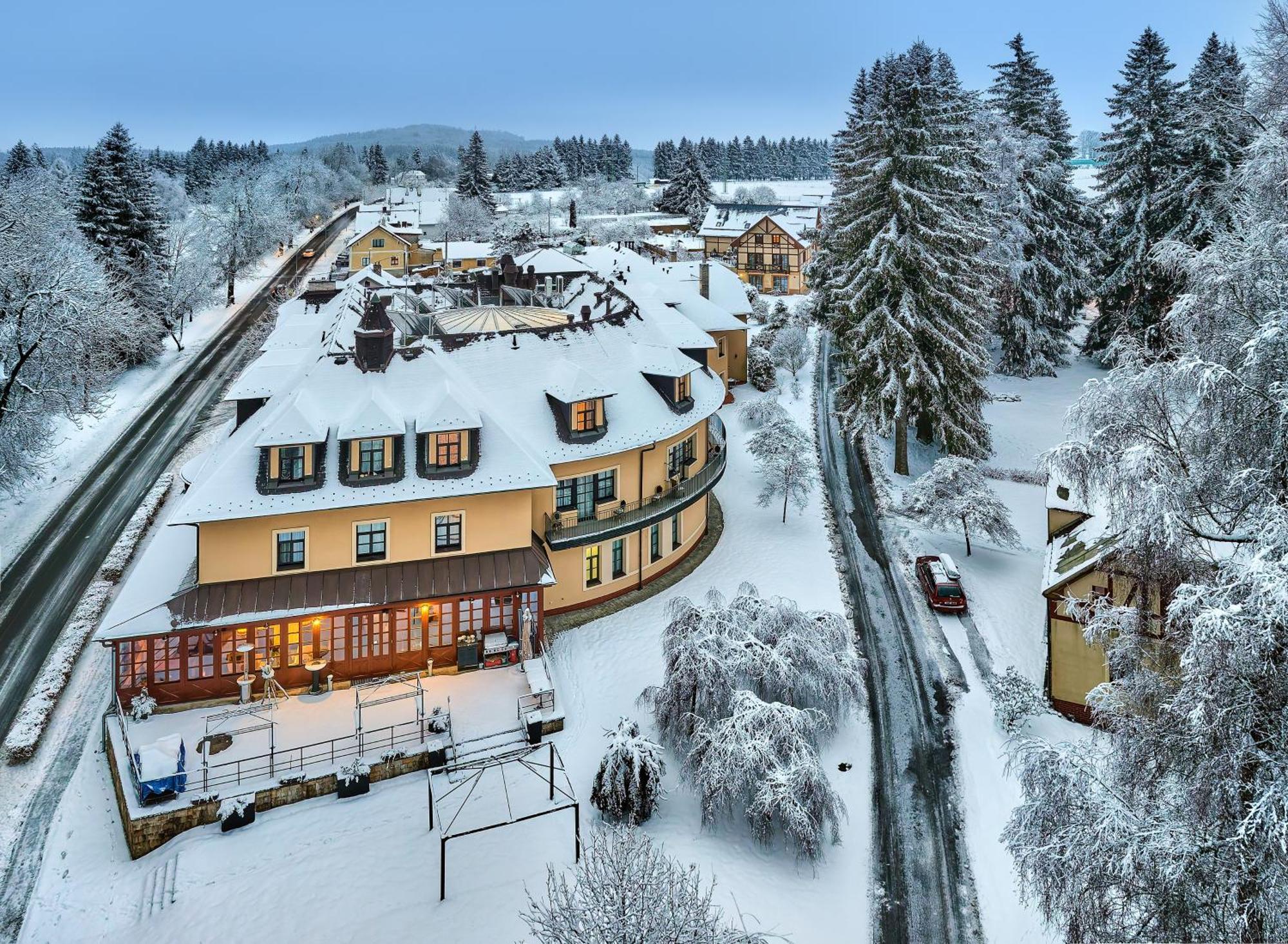 Hotel Morris Relax & Wellness Mariánské Lázně Exterior foto